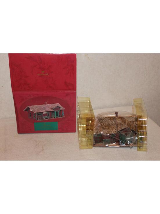 Hallmark Other - Vintage New Hallmark Sarah Plain and Tall Hays Train Station Figurine